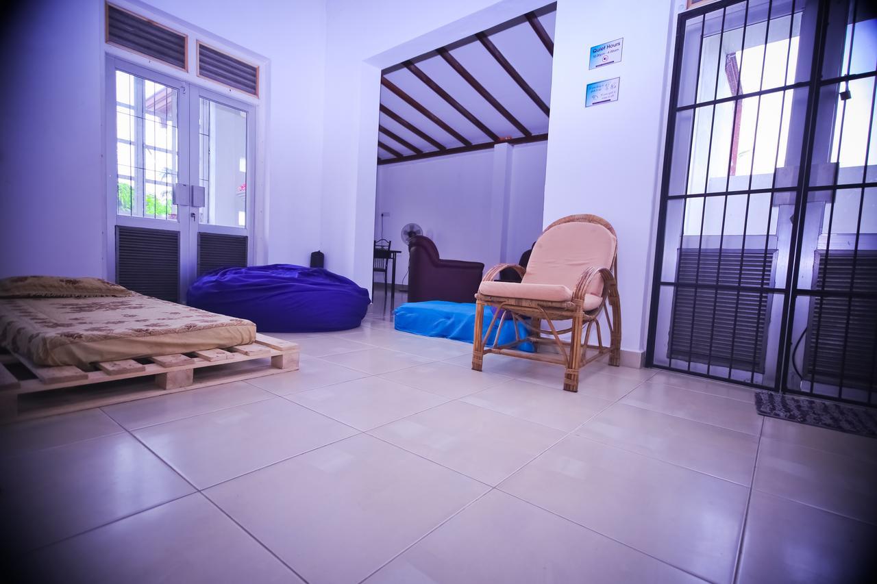 Yoyo Airport Hostel Νεγκόμπο Εξωτερικό φωτογραφία